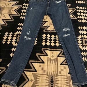 Levi’s 711 skinny jeans